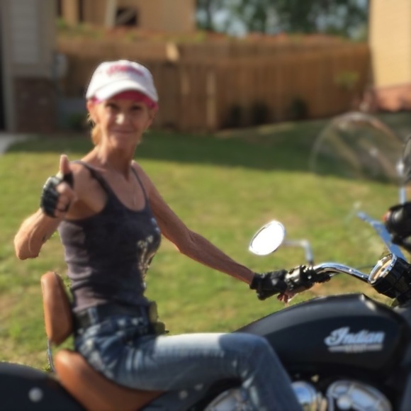 Meet your Posher, Millie - Picture 3 of 8